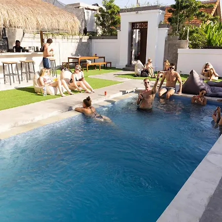 Zentiga Surf Hostel